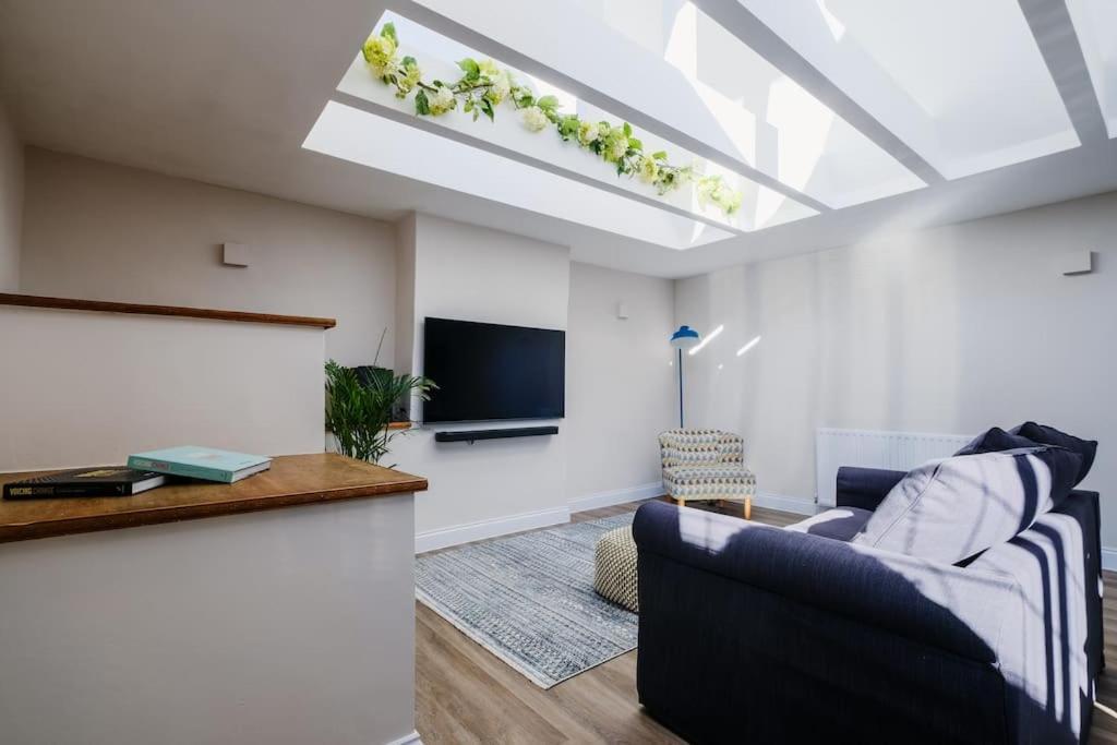 Light And Spacious Loft Apartment In Town Centre Southampton Bagian luar foto